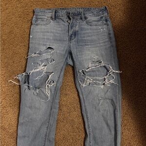 American Eagle Women’s Distressed Blue Jeans